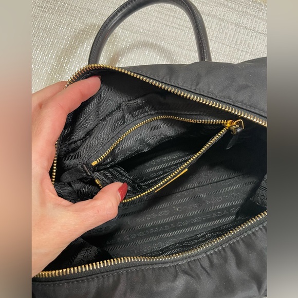 Prada- satin bow bag - Picture 4 of 9